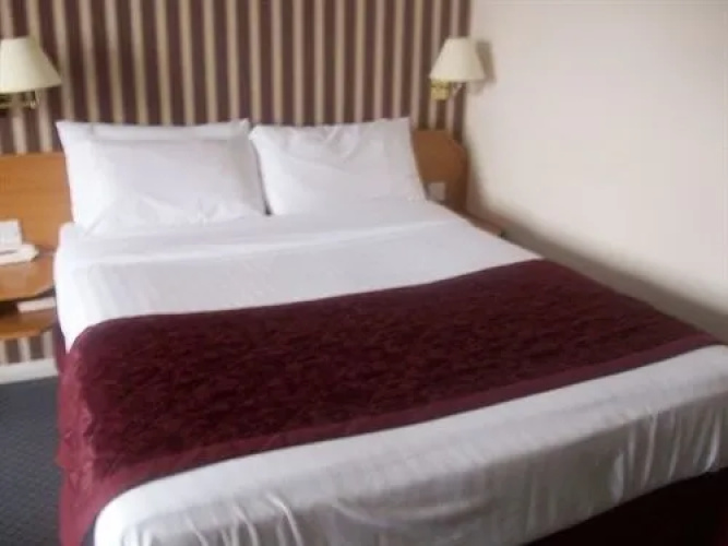The Lodge Hotel