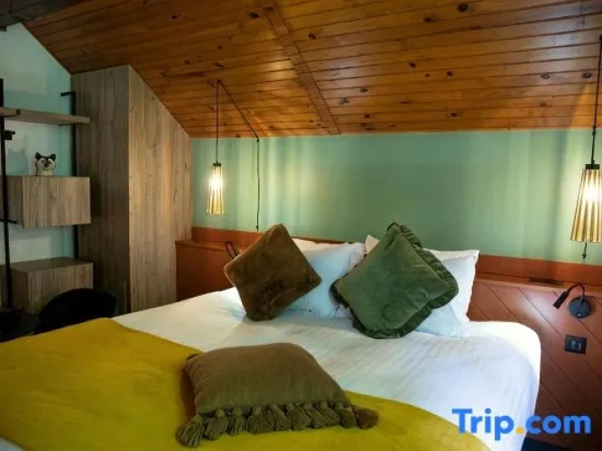 Deluxe Chalet