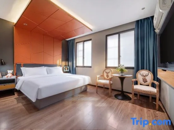 1 Bedroom Suite