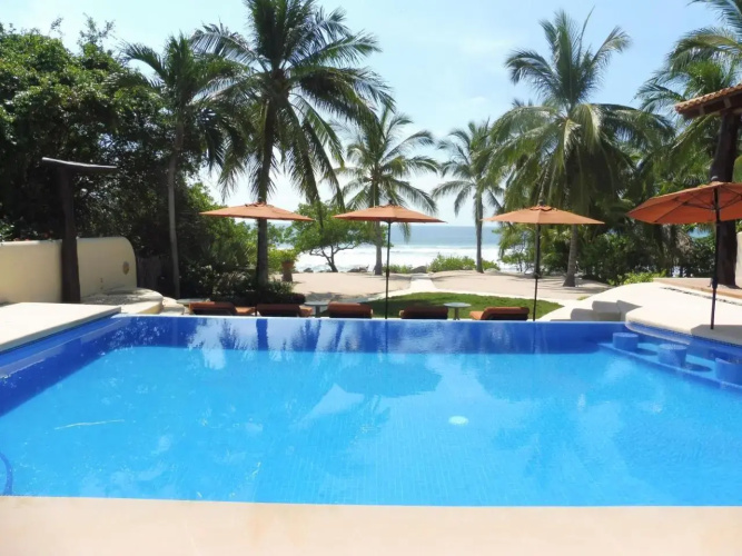 Casa De La Costa