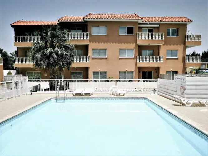 Apartment Walnut103 with pool