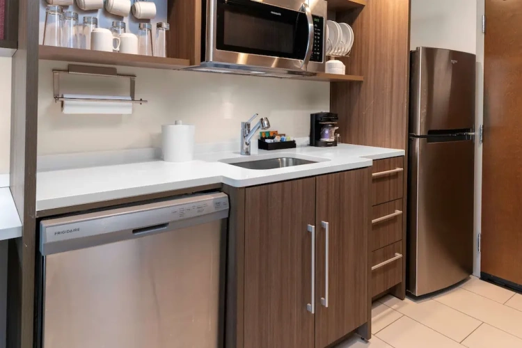1 Bedroom Suite