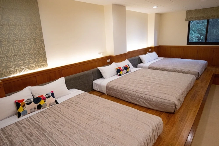 Standard Family room