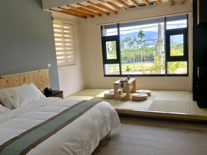 Meinung On the Field Homestay Hotel Overview