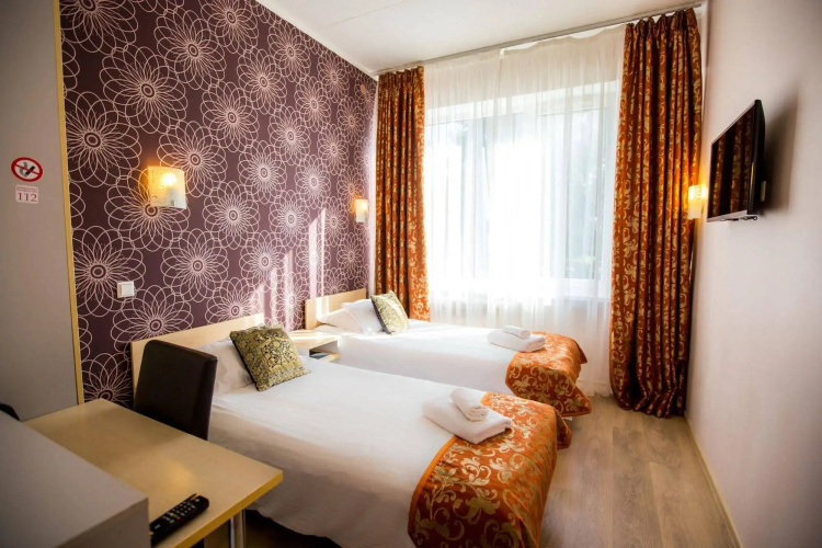 Starest Hotel