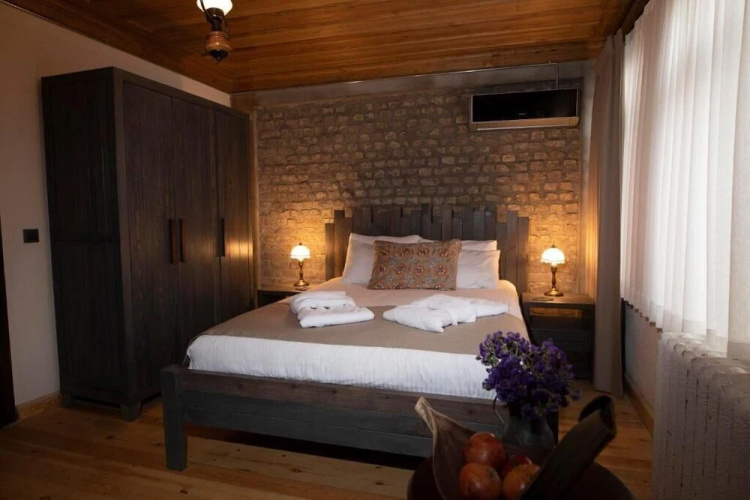 Maria Balat Hotel