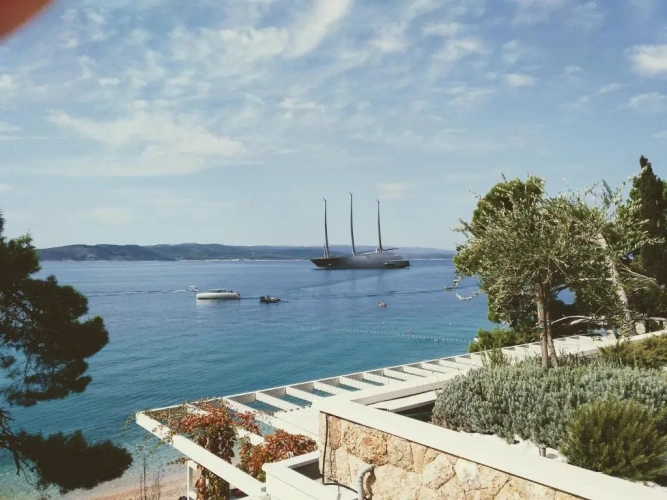 1 Bedroom Apartment with sea view