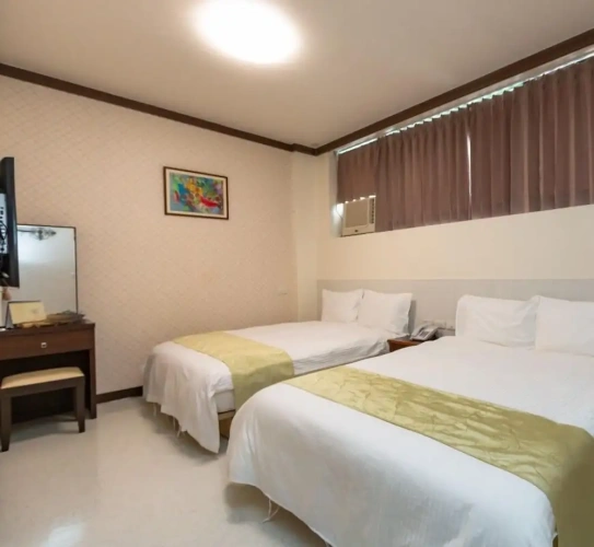 Business Quadruple room