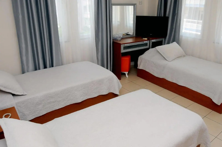 Kadeer Hotel
