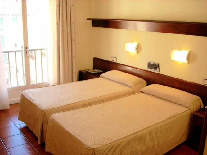 Standard Single room