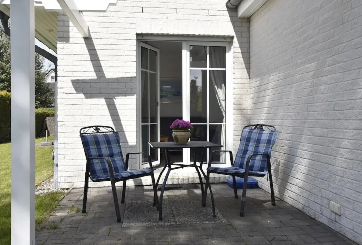 Cozy Apartment in Zingst Germany near Beach
