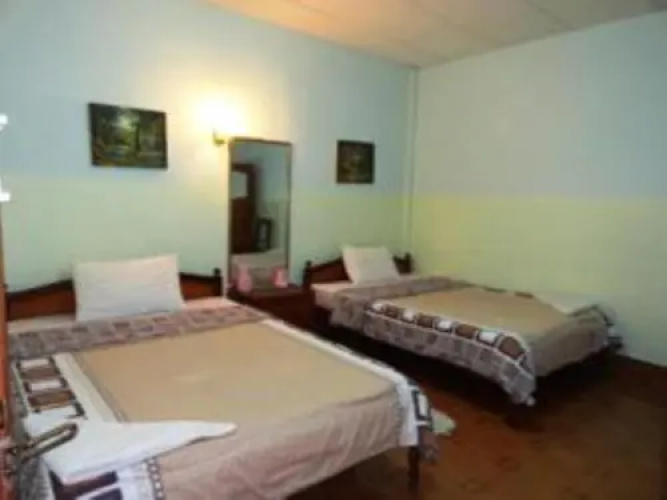 Lucky Ro Hotel & Restaurant