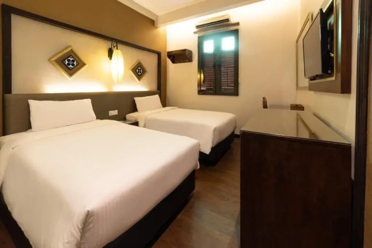 Standard Twin room