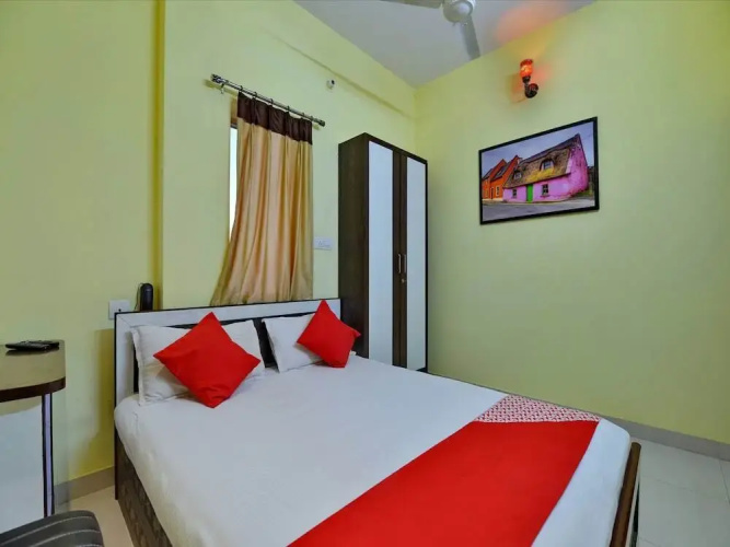 Primrose Residency by OYO Rooms