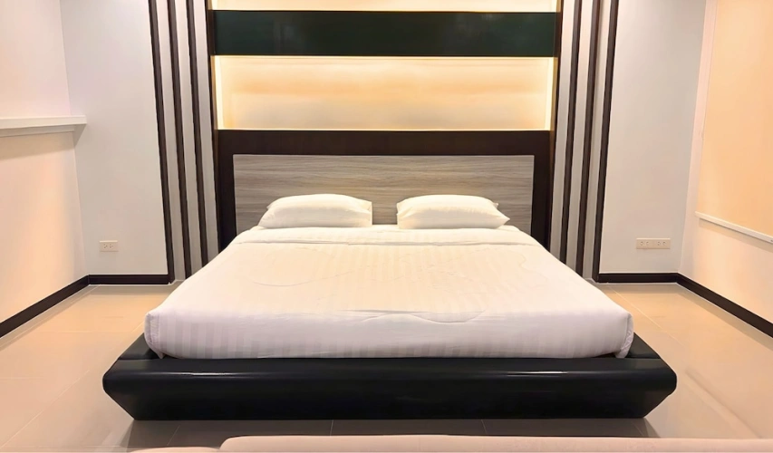 Executive Double Suite with city view