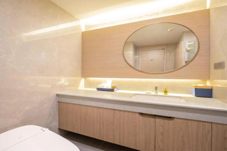 S. Sriracha Hotel and Residence