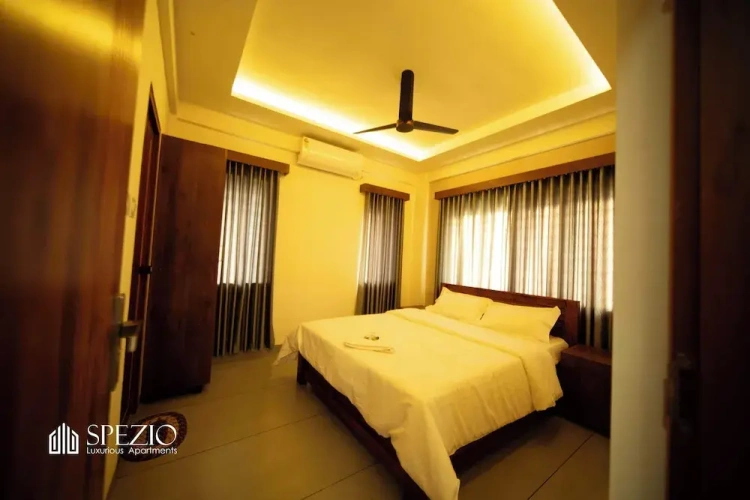 2 Bedrooms Luxury Apartment with city view