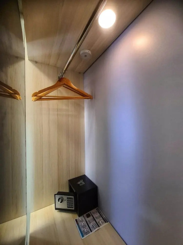 One Bedroom Balcony With Great Location and Value