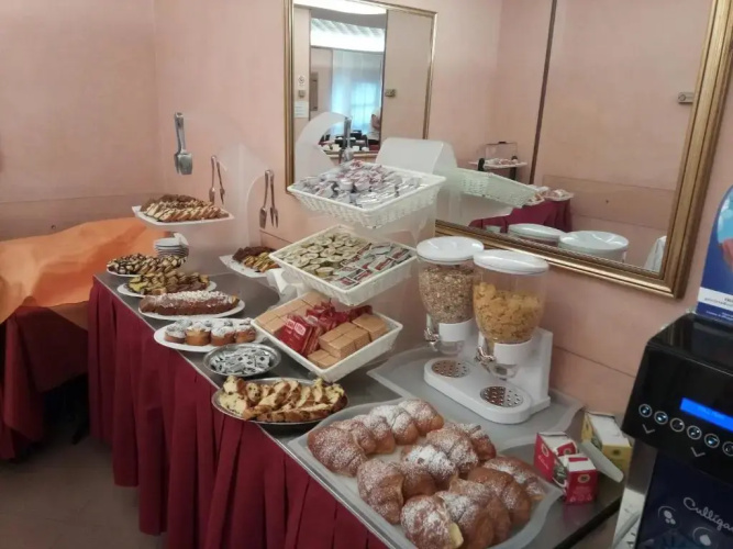 Hotel Manola