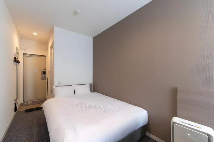 HOTEL R9 The Yard Ena