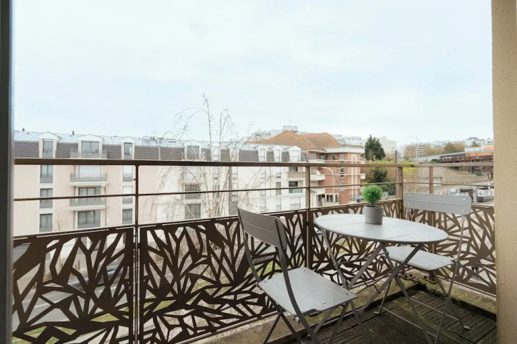 Appartement Spacieux a Chatillon