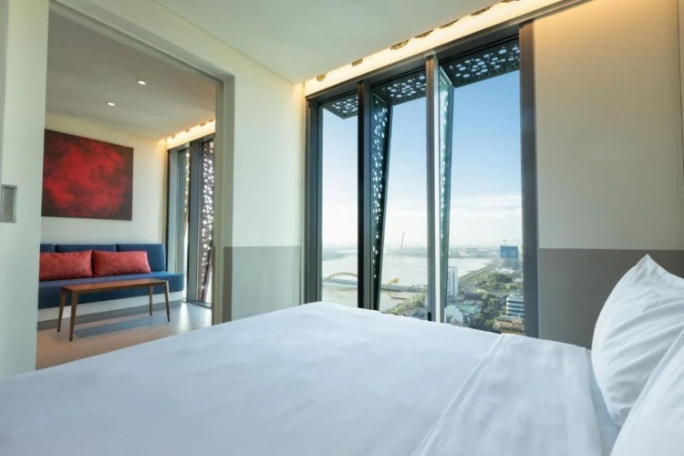 Wink Danang Riverside, Unscripted by Hyatt - 24 Hours stay