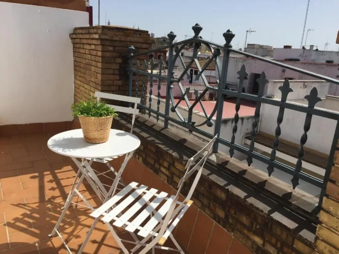 2 Bedrooms Apartment with balcony and with view