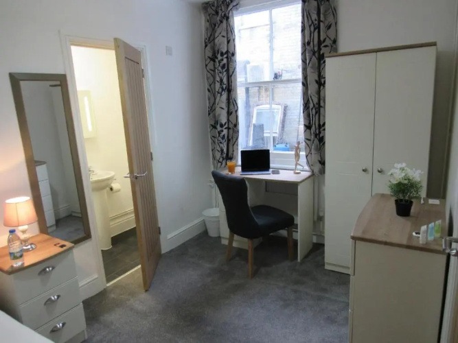 The Tas Suites - Tas Accommodations