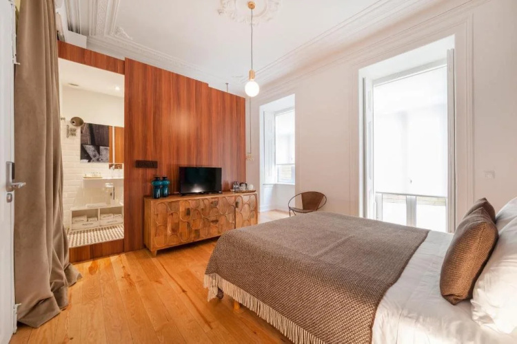 Cheese & Wine Suites