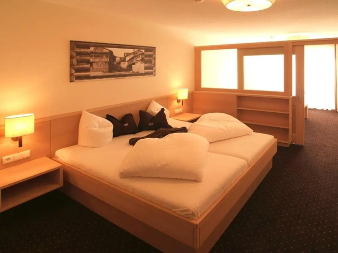 Standard Double Suite