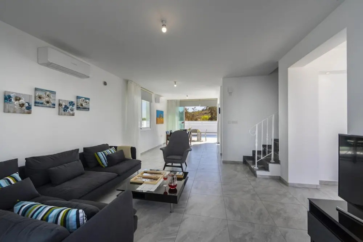 Protaras Villa Araella