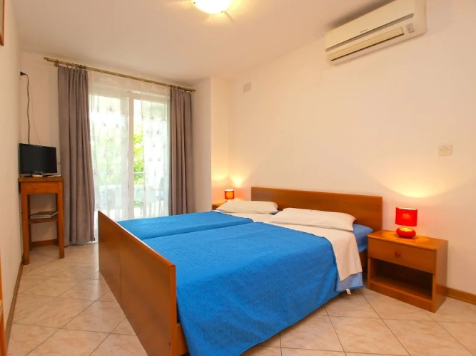 1 Bedroom Apartment with balcony