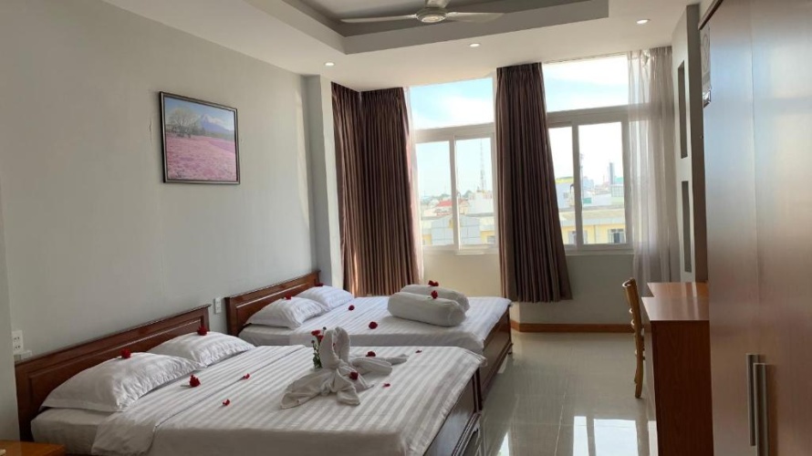 Standard Triple room