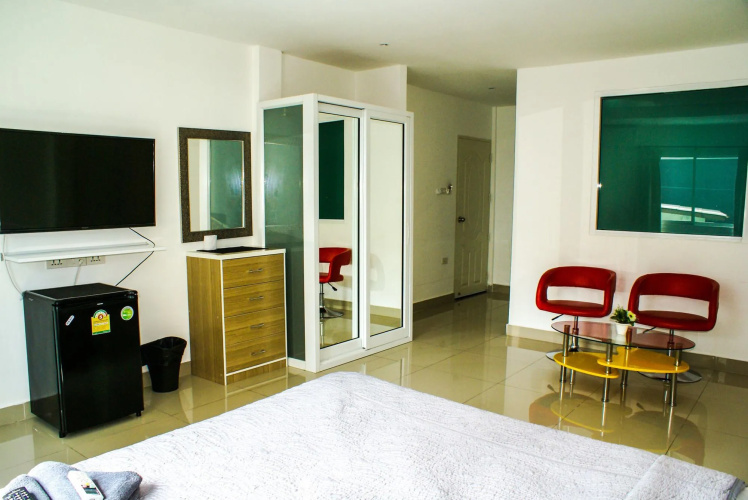 W-9 Hotel