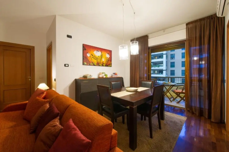 1 Bedroom Apartment with balcony