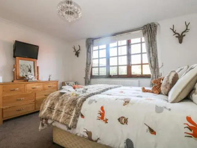 Phoenix Cottage