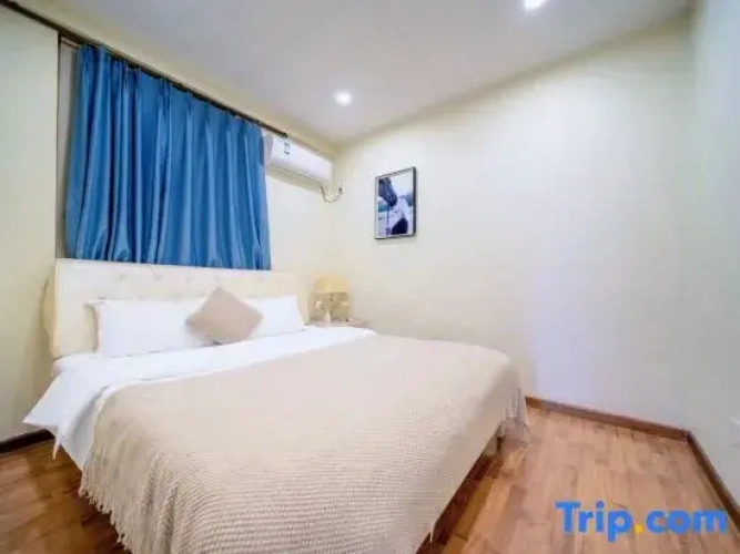 2 Bedrooms Suite with balcony and with view