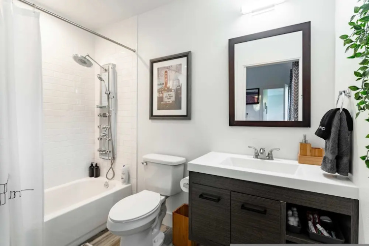 Stunning 3rd St Escape 6th Street 4 min Walk