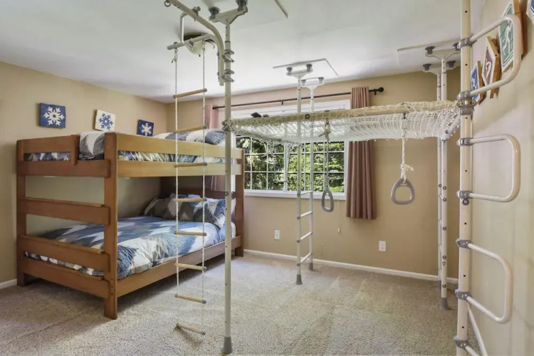 Brockway Manor