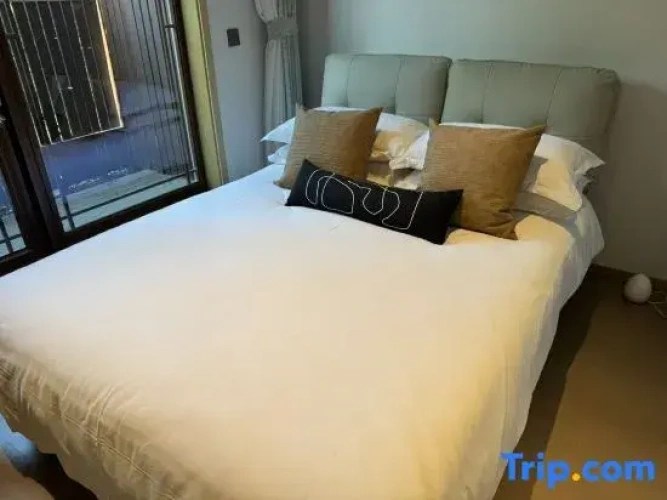2 Bedrooms Suite