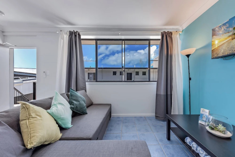 Airlie Sun & Sand Accommodation 5