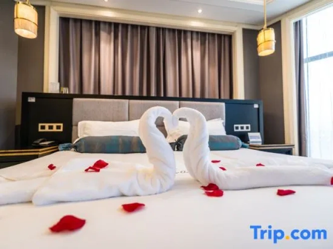 Deluxe Double Suite