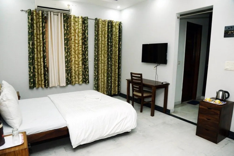 J P Residency