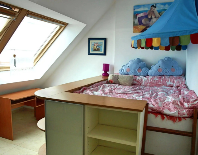 Flatguest Quality Duplex