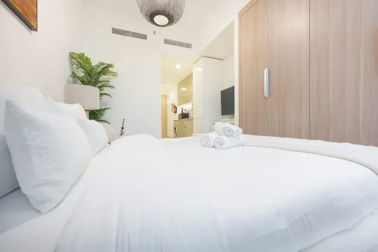 A Spectacular Studio in Azizi Riviera 1