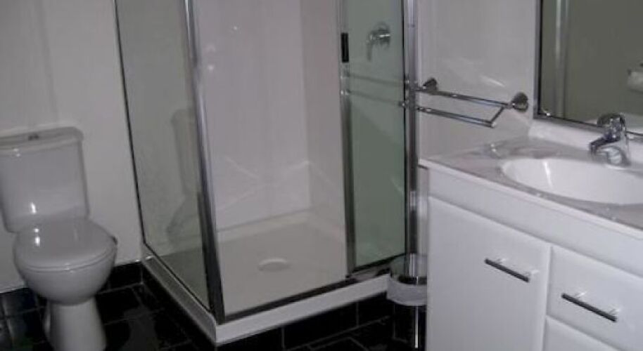 Glenayr ApartmentsOver view