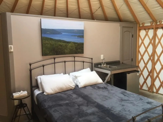 Plum Point Lodge