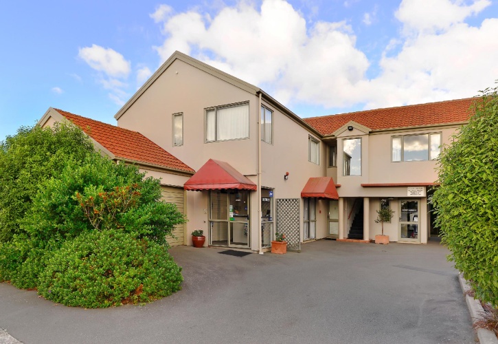 2 Bedrooms Quintuple Apartment