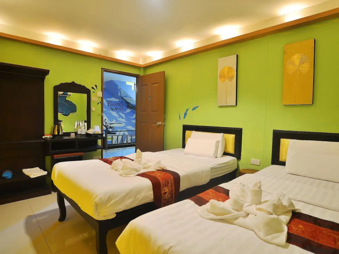 OYO 768 First Station Hotel