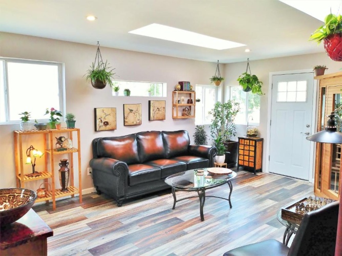 3 Bedrooms Cottage